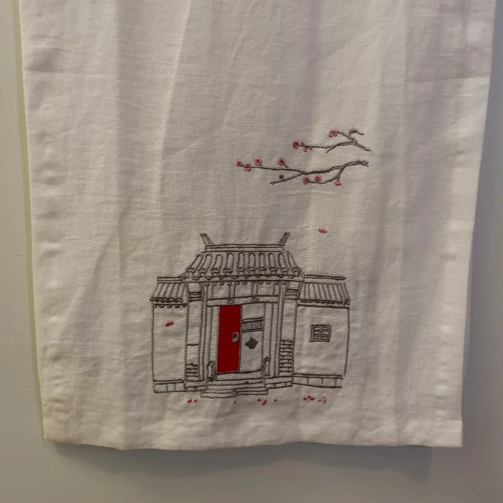 Linen Chinoiserie Table Runner